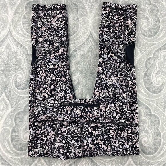 Lululemon Pace Rival Crop  - Picture 4 of 6